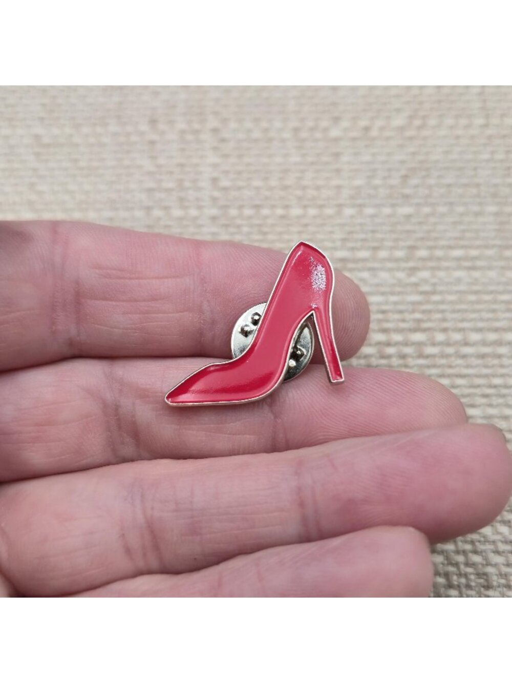 Vintage Red Enamel High Heel Stiletto Shoe Lapel Pin A8638